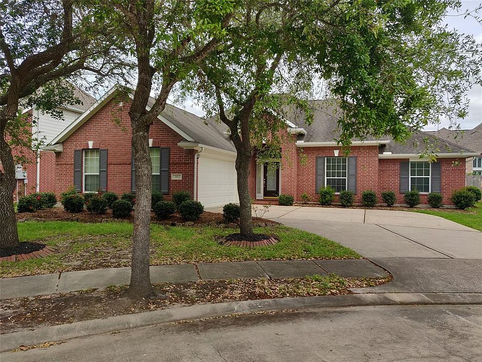 1st image of 3103 Maple Hill Dr