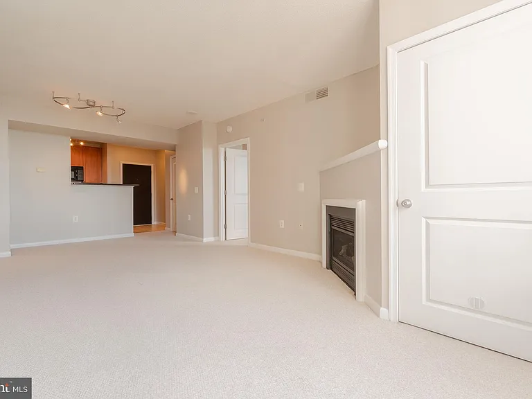 851 N Glebe Rd #1503 — Photo 22
