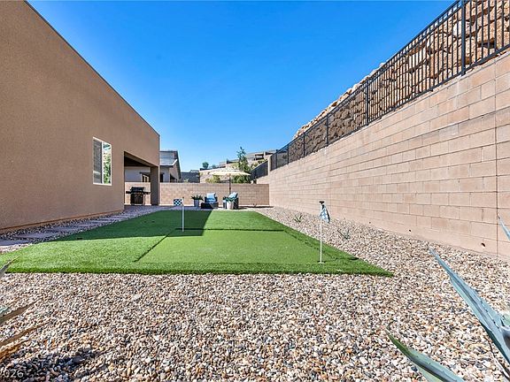 3rd image of 64 Reverie Heights Ave