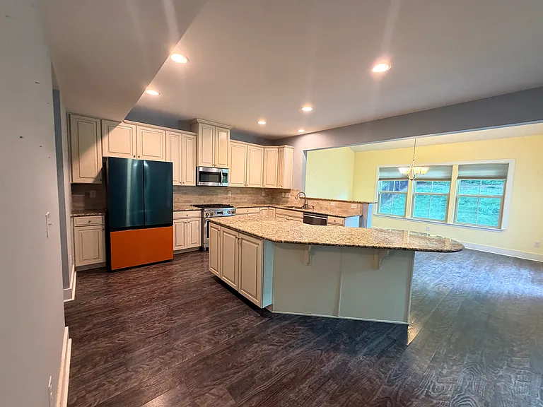 5816 Selkirkshire Rd — Photo 10