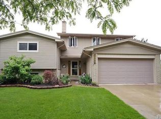 5993 Wedgewood Rd, Canton, MI 48187