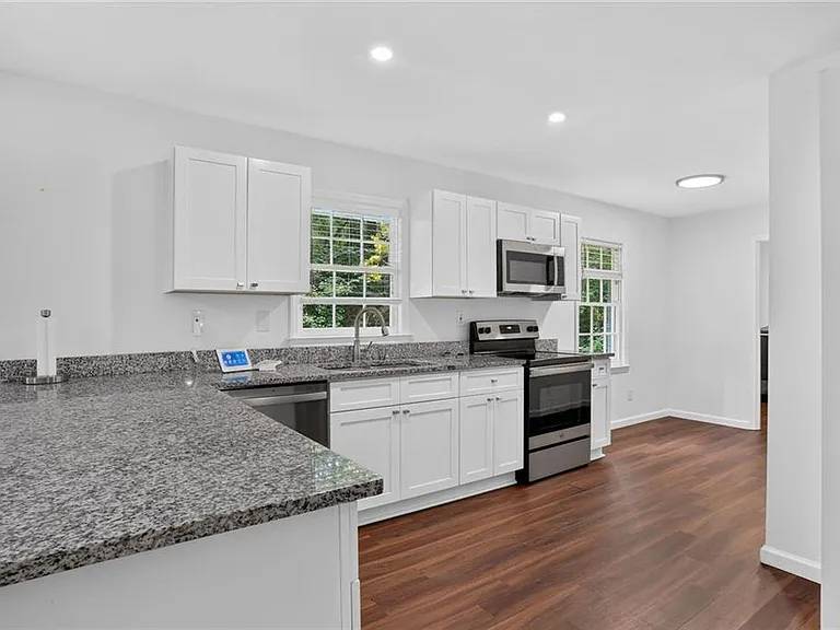 2495 Whites Mill Rd — Photo 8