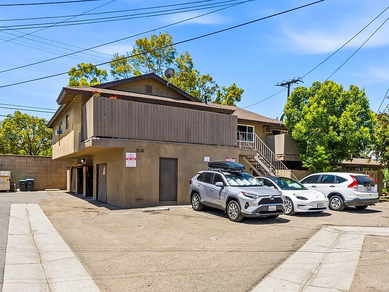 16002 Pasadena Ave — Photo 15