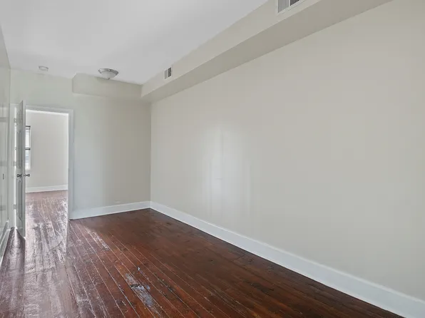 350 7th Street image 4 of 10