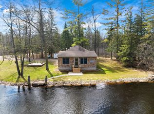 9604 Pine Bend Ln, Gillett, WI 54124