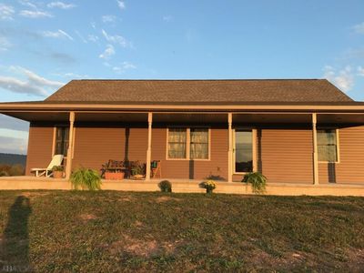 1608 E Mattie Rd, Breezewood, PA, 15533