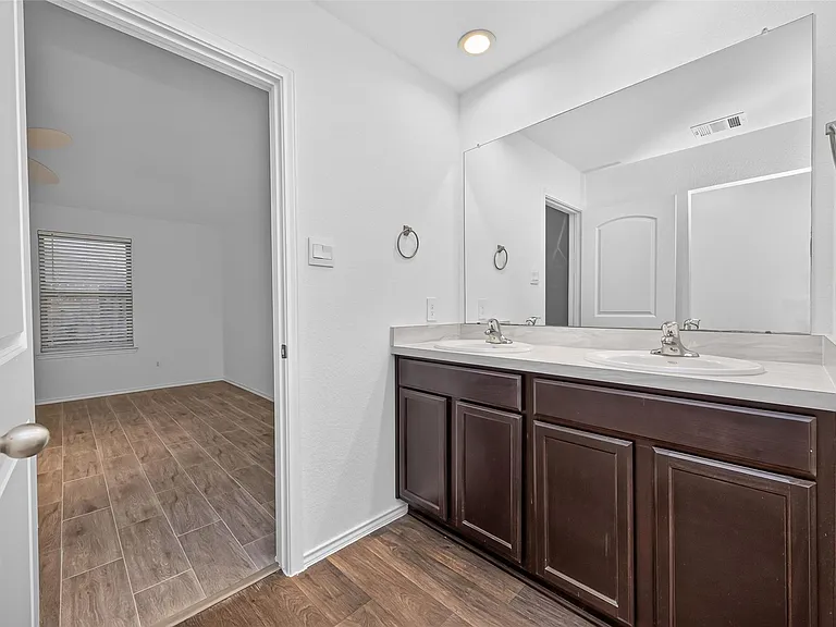 14683 Canyon Pines Ln — Photo 28