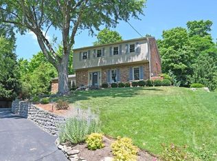 5858 Ropes Dr, Cincinnati, OH 45244