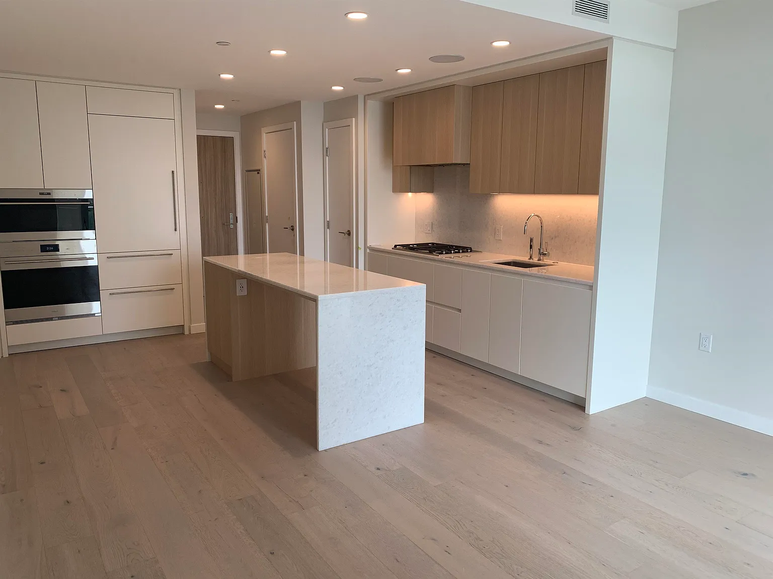 7418 Paulson St — Photo 1