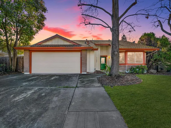 1152 Pebblewood Dr, Sacramento, CA 95833