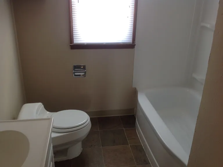 3612 Forest Ter — Photo 10