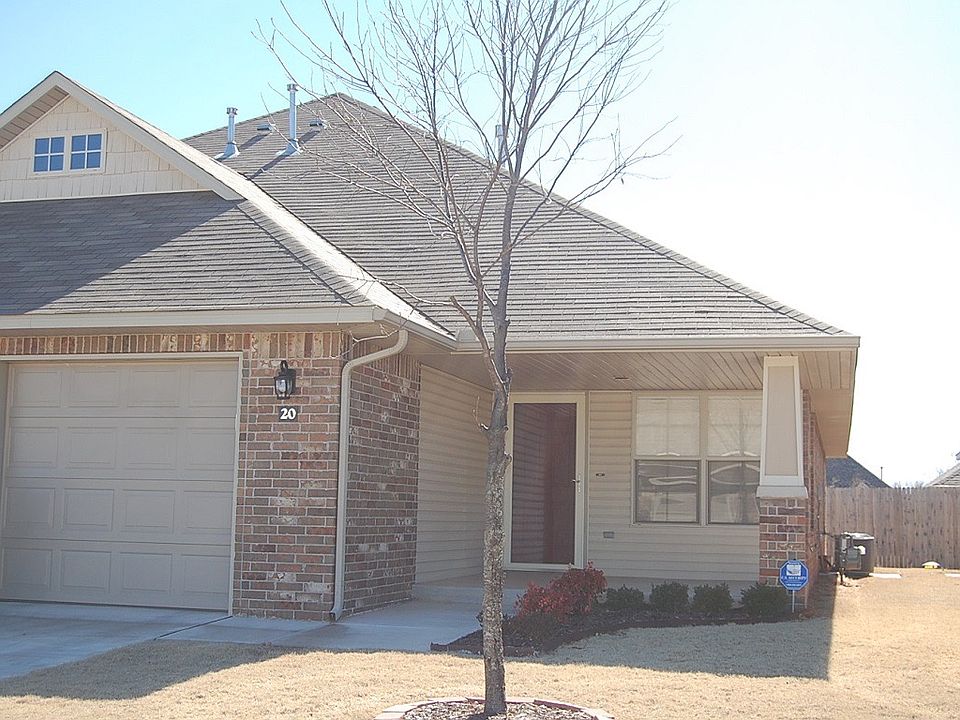 1st image of 20 SW 138th Ter