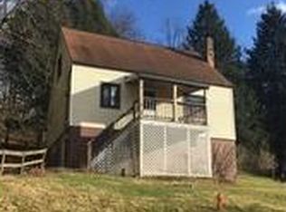 220 Oakdale Rd, North Versailles, PA 15137