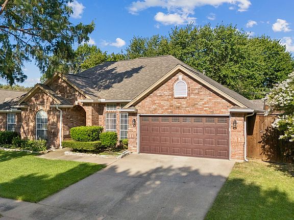 3rd image of 7329 Hidden Oaks Dr