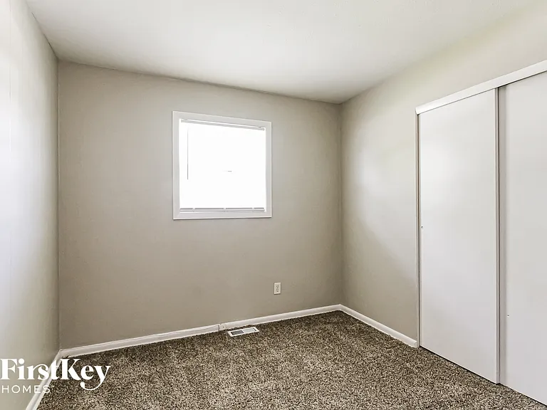 4939 Norcroft Dr — Photo 8