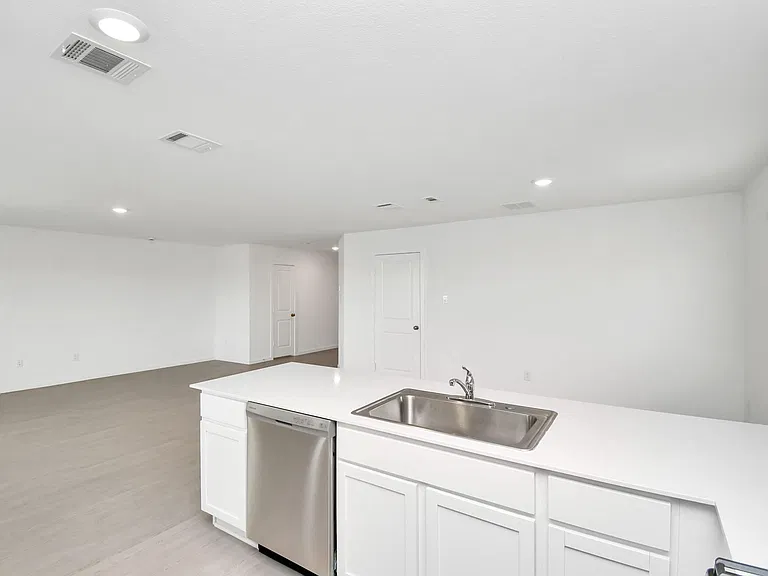 1507 Windrose Bnd — Photo 17