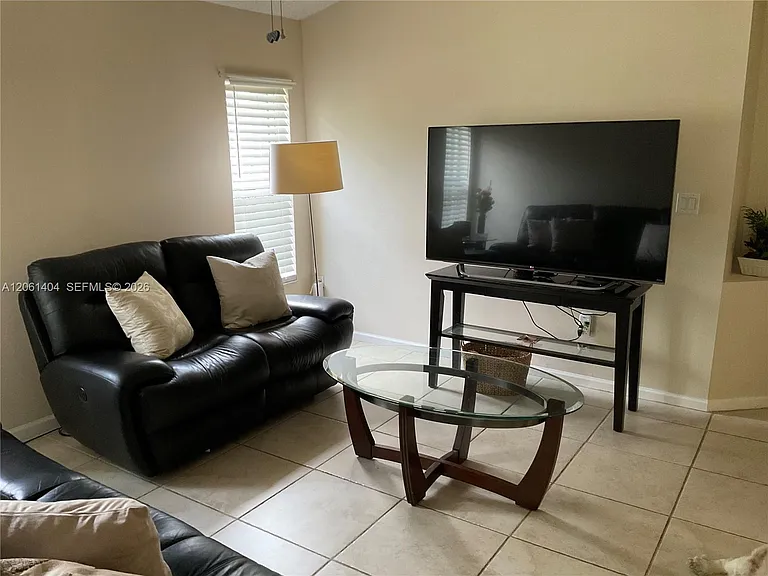 2015 SE 5th Pl — Photo 17