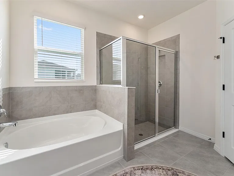 5254 NW 43rd Lane Rd — Photo 37