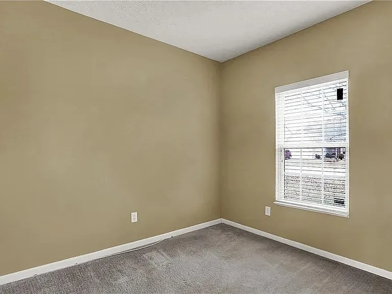 8081 Tasman Dr — Photo 32