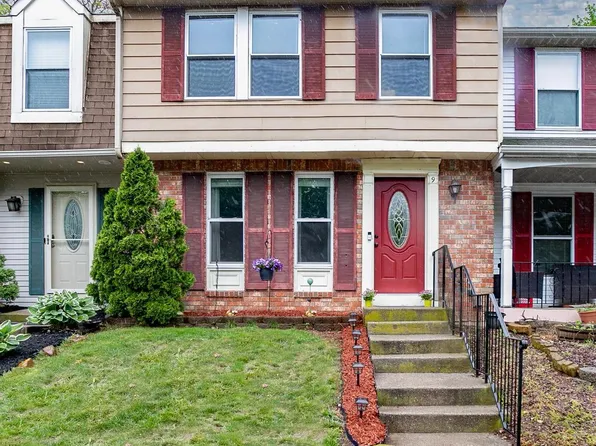 9 Robert Pearson Ct, Hamilton, NJ 08610