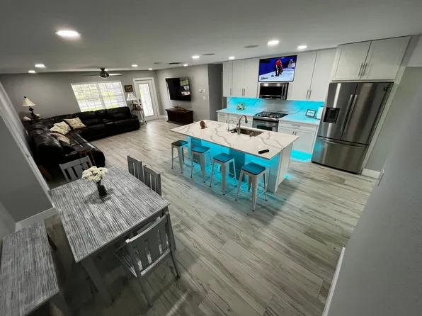 4540 NW 12th Dr, Pompano Beach, FL 33064