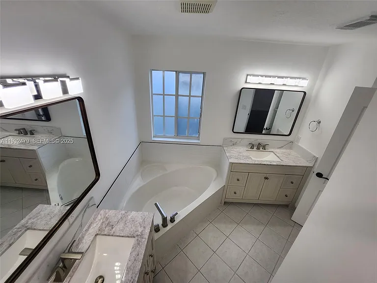 13973 SW 276th Way — Photo 37