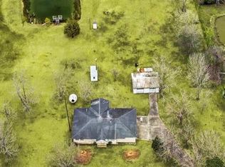 17622 Auction Barn Rd, Alvin, TX 77511