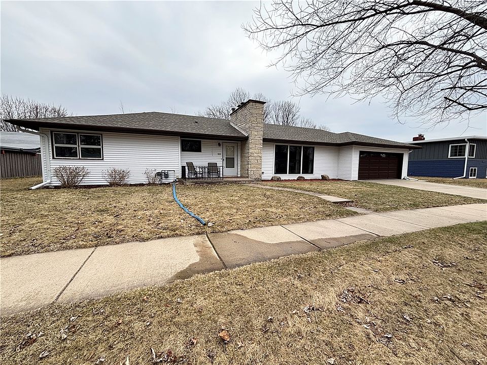 1st image of 315 Hilltop Drive