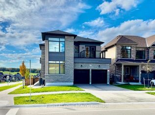 70 Bearberry Rd, Springwater, ON L9X 2E1