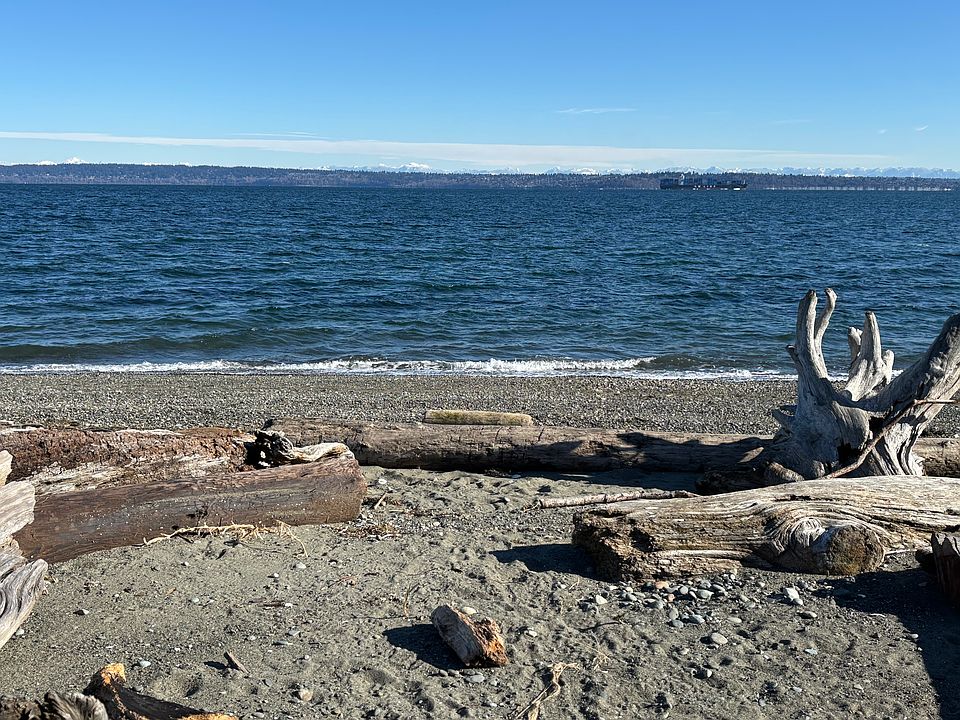 Beach at the end of the path.