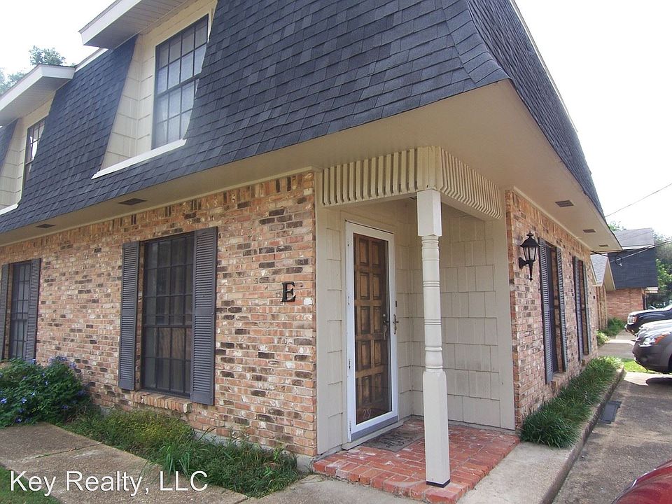 1st image of 4041 Charleston Cir Unit 29