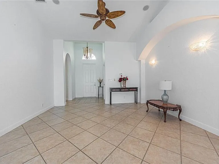 6112 Santa Margarito Dr — Photo 11