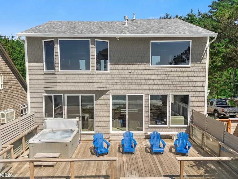 1825 SW Coast Ave — Photo 6