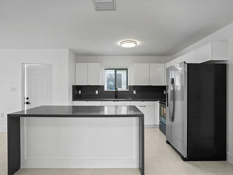 5819 NW 30th Ave #5819 — Photo 14