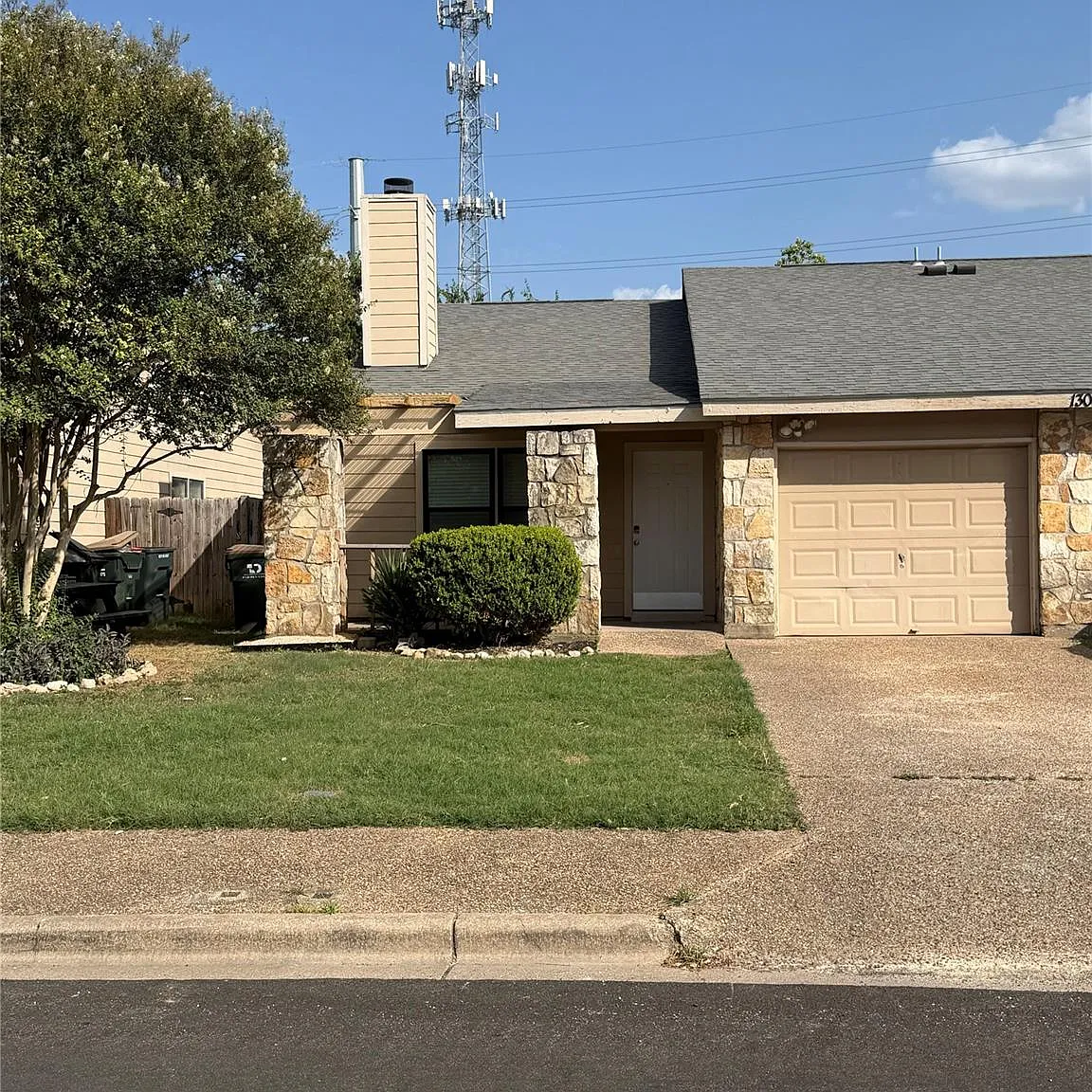 2 bed, 2.0 bath, 2184 sqft, $1,475 — Photo 1