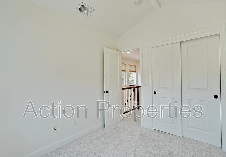 116 College Ave — Photo 27
