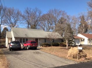 36 Leonard Ter, Wayne, NJ 07470