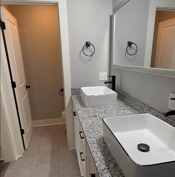 master bath double vanity w/ private toilet room