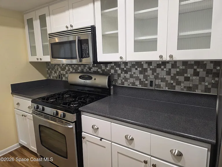 1825 Fox Bay Dr — Photo 9