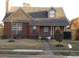 9328 Cedar Run Dr, Dallas, TX