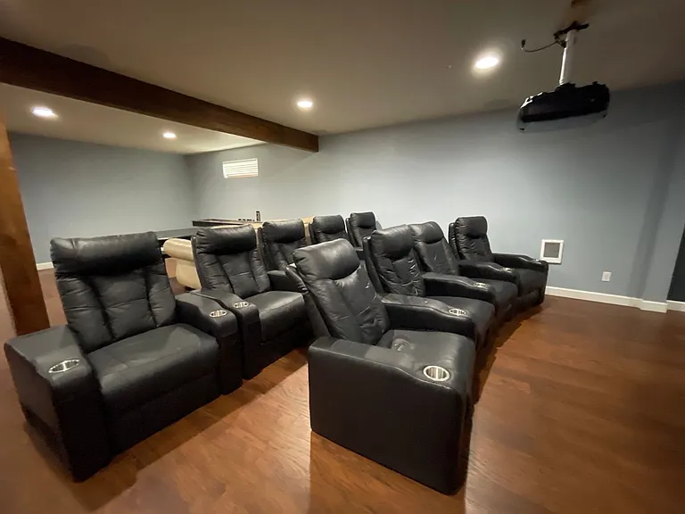 228 Winchester Creek Ave — Photo 54