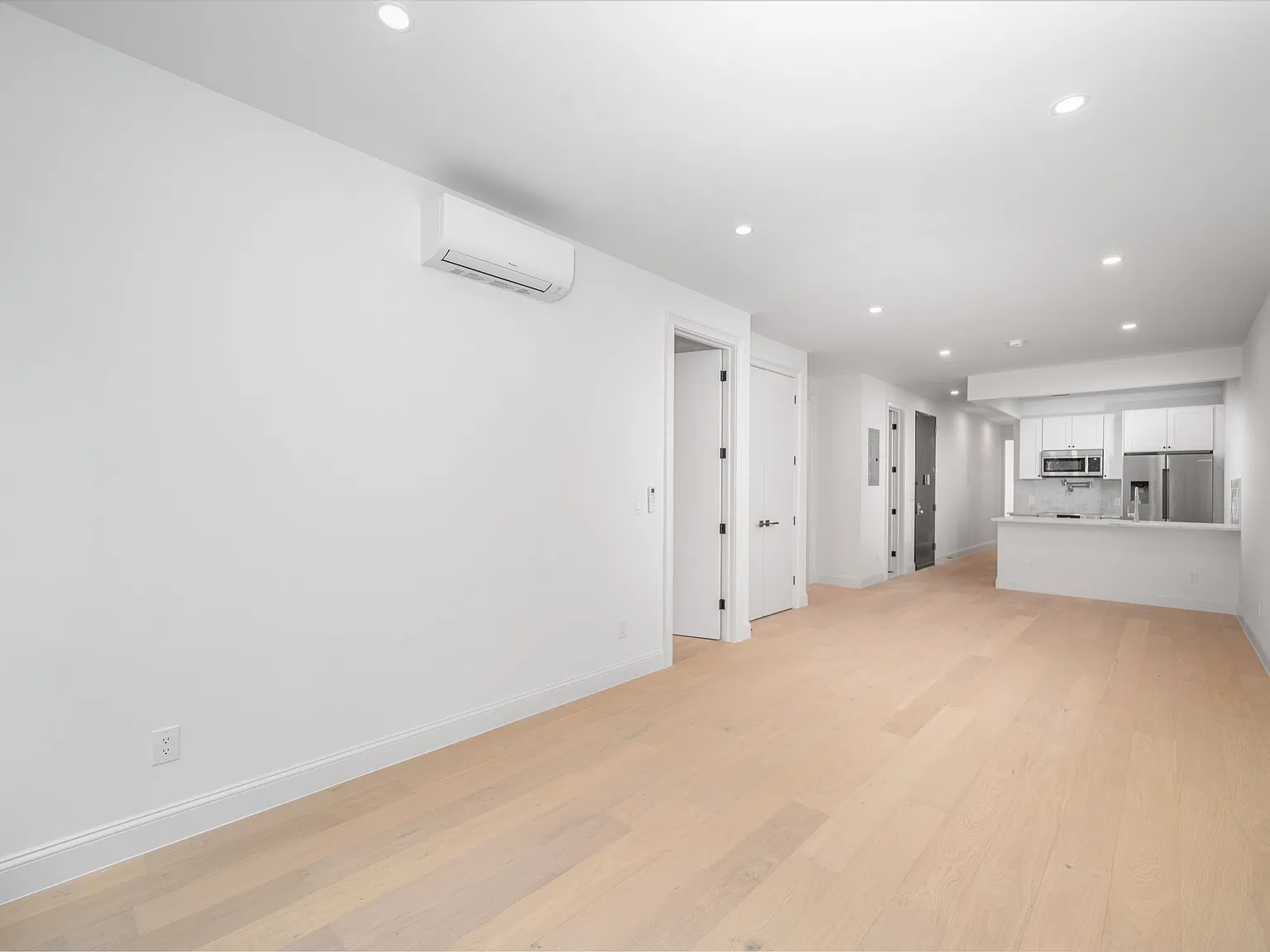 211 Court St — Photo 1
