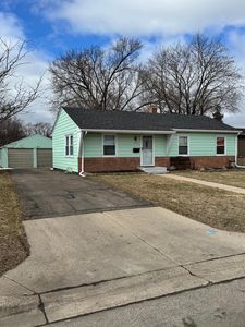 1135 Bidwell St, West Saint Paul, MN, 55118