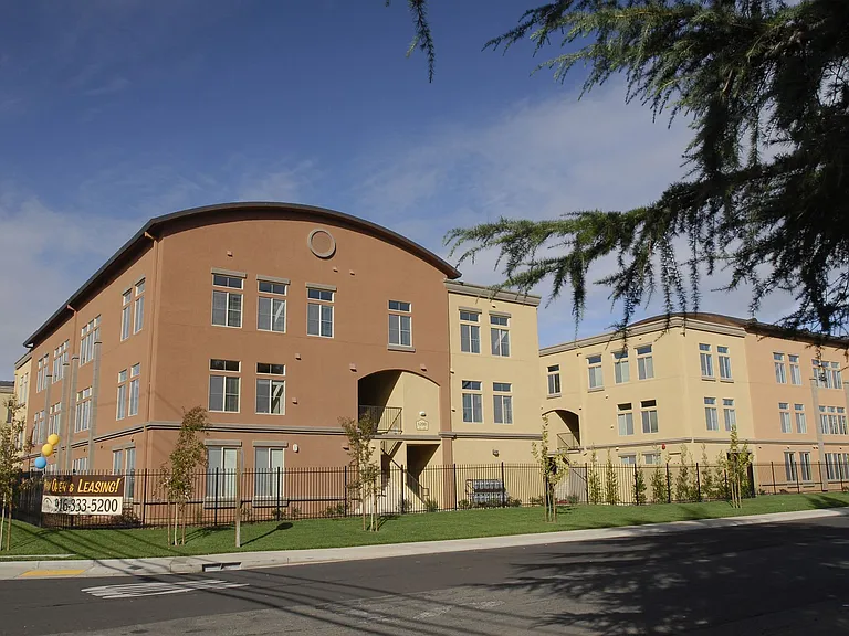 Sierra Lofts — Photo 6