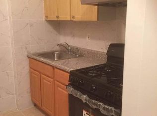 6721 Fresh Meadow Ln FLOOR 2, Fresh Meadows, NY 11365