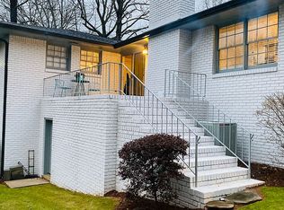 406 Lynhurst Rd SE, Smyrna, GA 30082