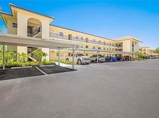 201 Quail Forest Blvd APT 202, Naples, FL 34105