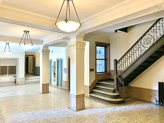 Sold by Compass | media 13