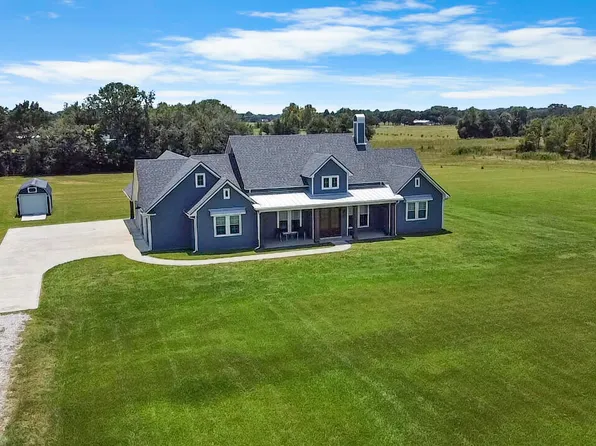 220 Bee Hebert Rd, Scott, LA 70583