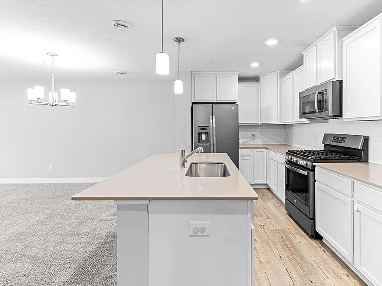 8042 Abercrombie Ln — Photo 8